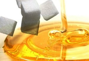 Miele nei dolci al posto dello zucchero