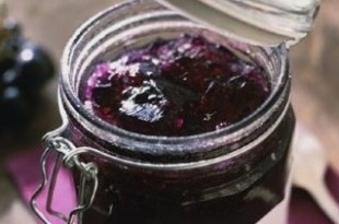 preparare marmellata uva fragola