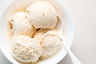 Come si prepara il gelato al latte di mandorla?